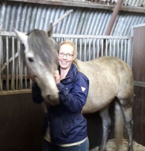 d3b86b3f 44b7 4c04 9dd6 ce5e1937e599